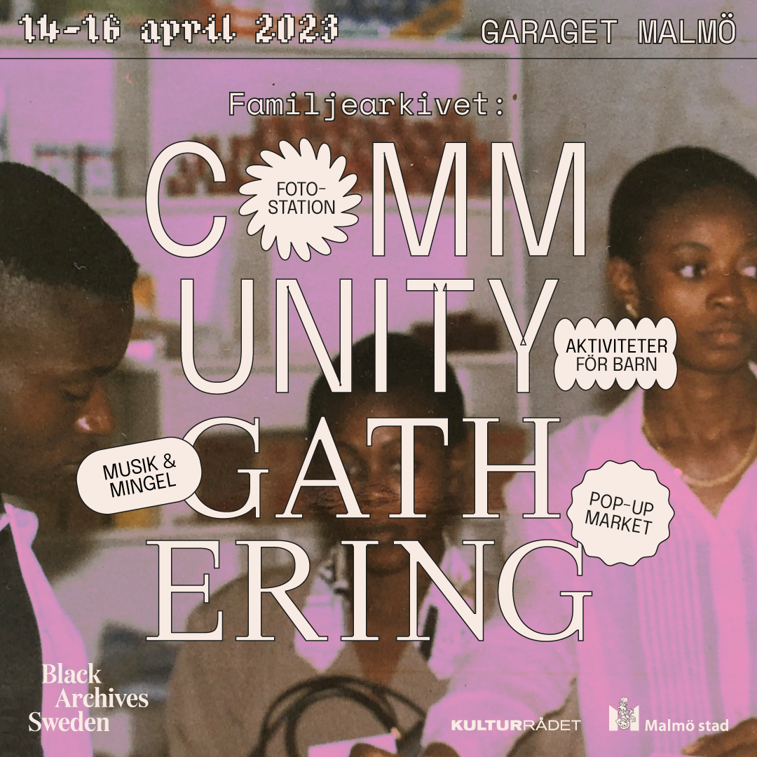 En poster med rosa bakgrund samt 3 svarta personer. Texten Community Gathering är skriven stort och centrerad på postern